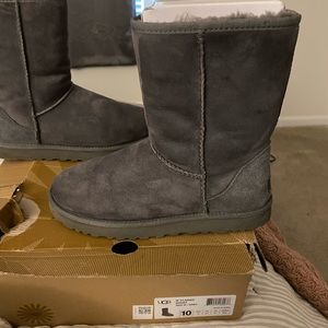 Uggs (size 10 women)
